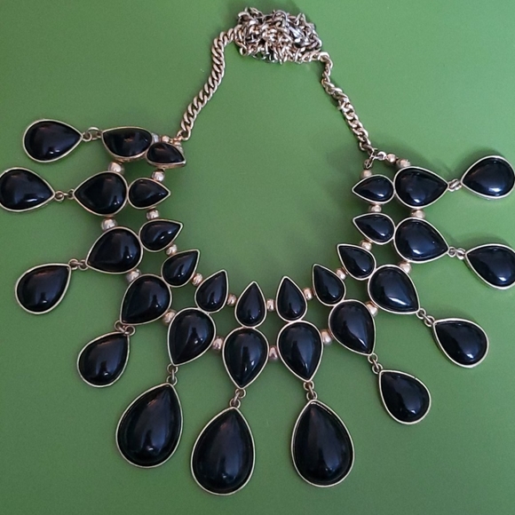 Nordstrom Jewelry - Stunning Statement Necklace